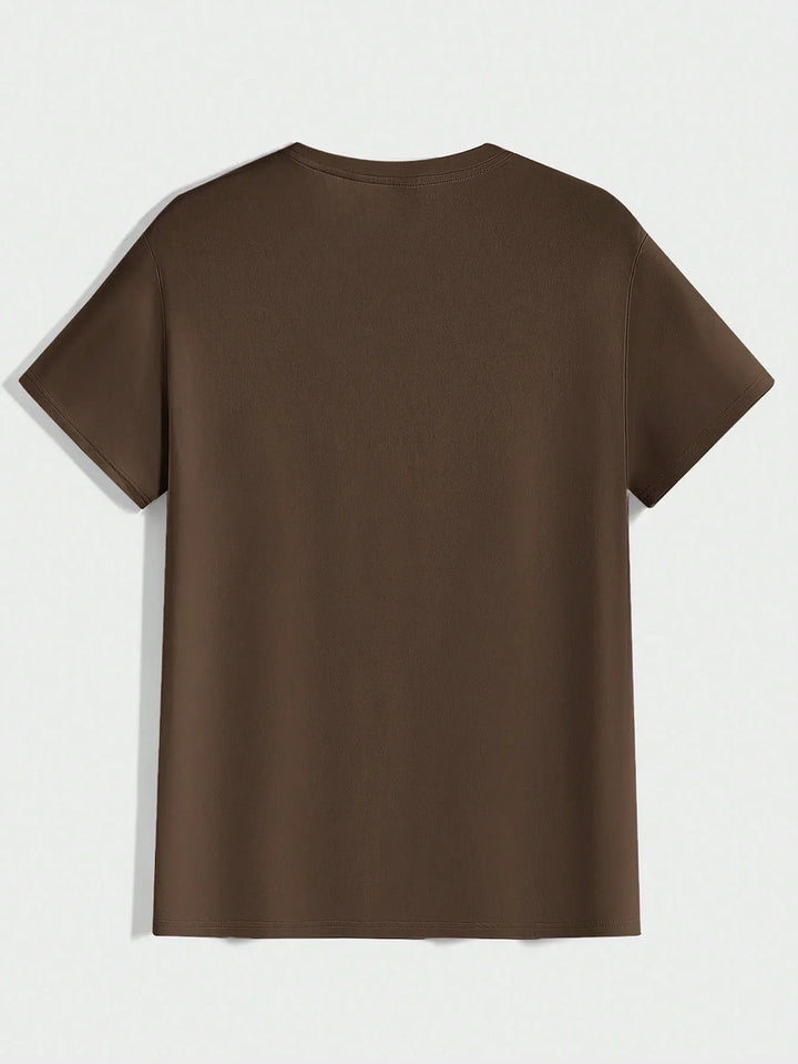 Gefaltetes Herren Basic T-Shirt mit Rundhals & feiner Struktur, vielseitig kombinierbar.