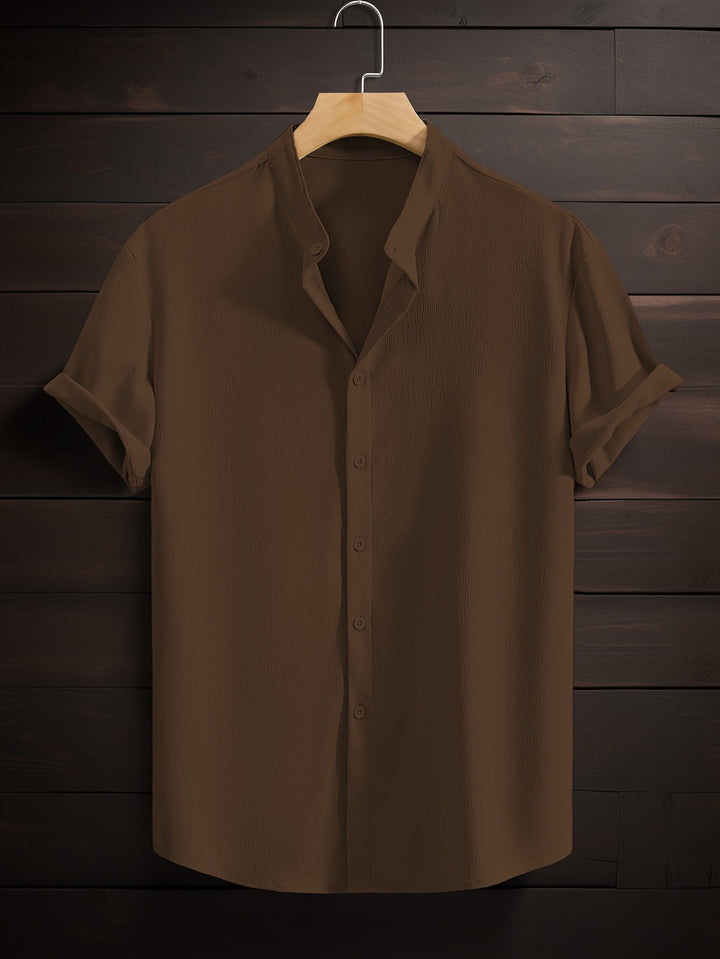 Lässiges Herrenhemd mit kurzen Ärmeln, optimal für entspannte Tage & Strand.