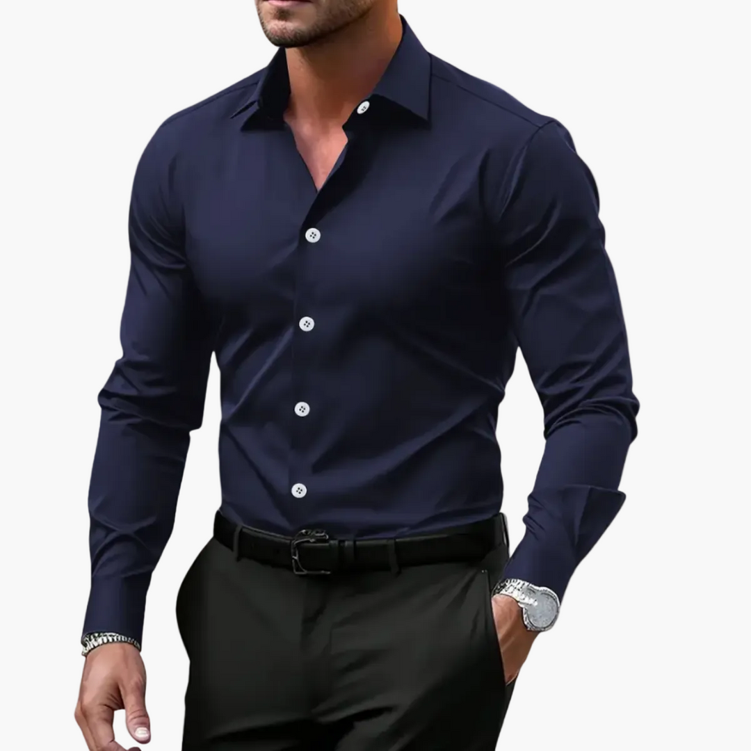 Modernes Herren Slim-Fit Hemd mit klassischem Kragen und langen Ärmeln, ein souveränes Oberteil.