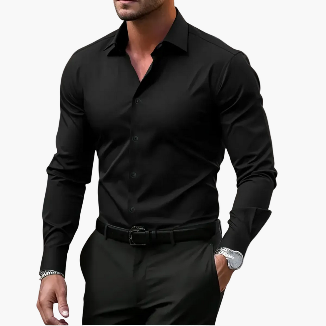 Hochwertiges Slim-Fit Hemd für Herren, mit klassischem Kragen, betont die Figur elegant und stilvoll.