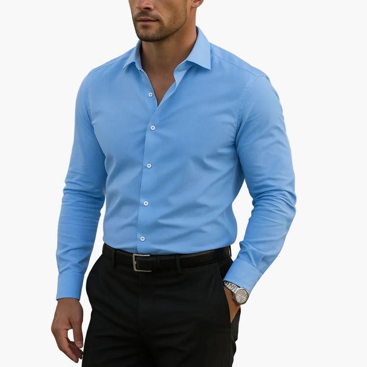 Formelles Slim-Fit Langarmhemd für Herren mit klassischem Kragen, für einen professionellen Look.