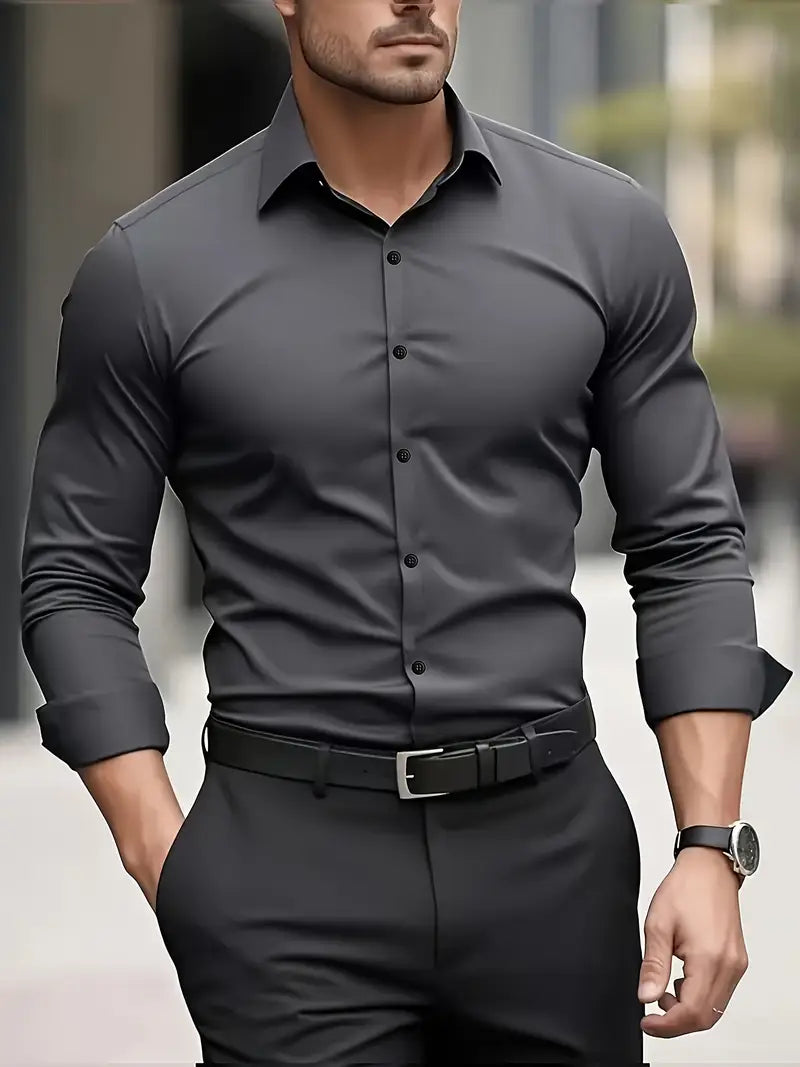 Gesamtansicht des Slim Fit Langarmhemdes für Herren, Vorderseite, zeigt alle Details.