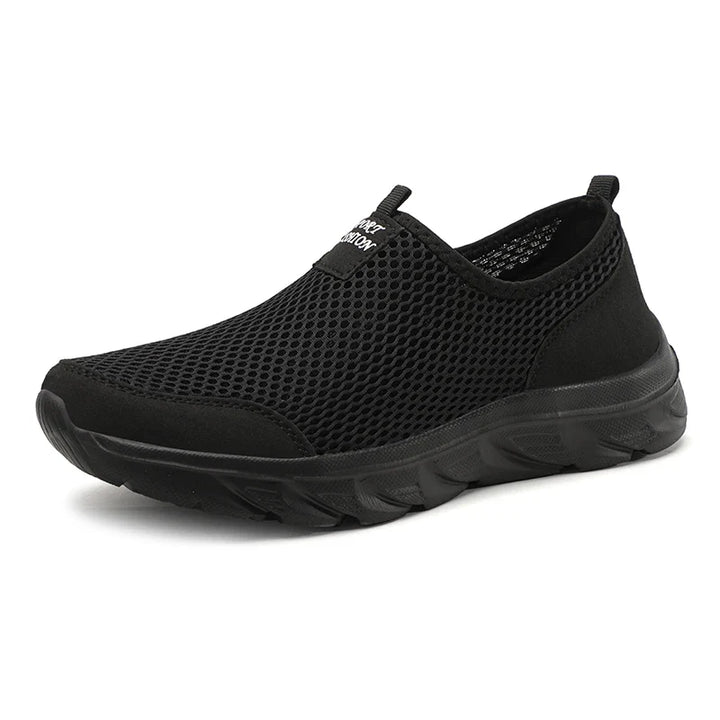 Vielseitige Herren Slip-On Sneakers, atmungsaktiv, leicht, rutschfest und bequem für alle Freizeitaktivitäten.