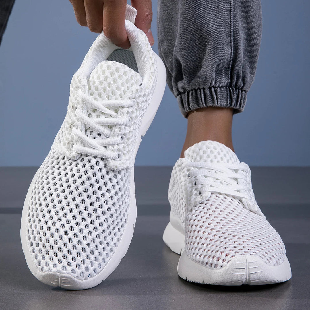 Robuste Sohle der Herren Freizeit-Sneaker für maximalen Komfort und Halt im Alltag.