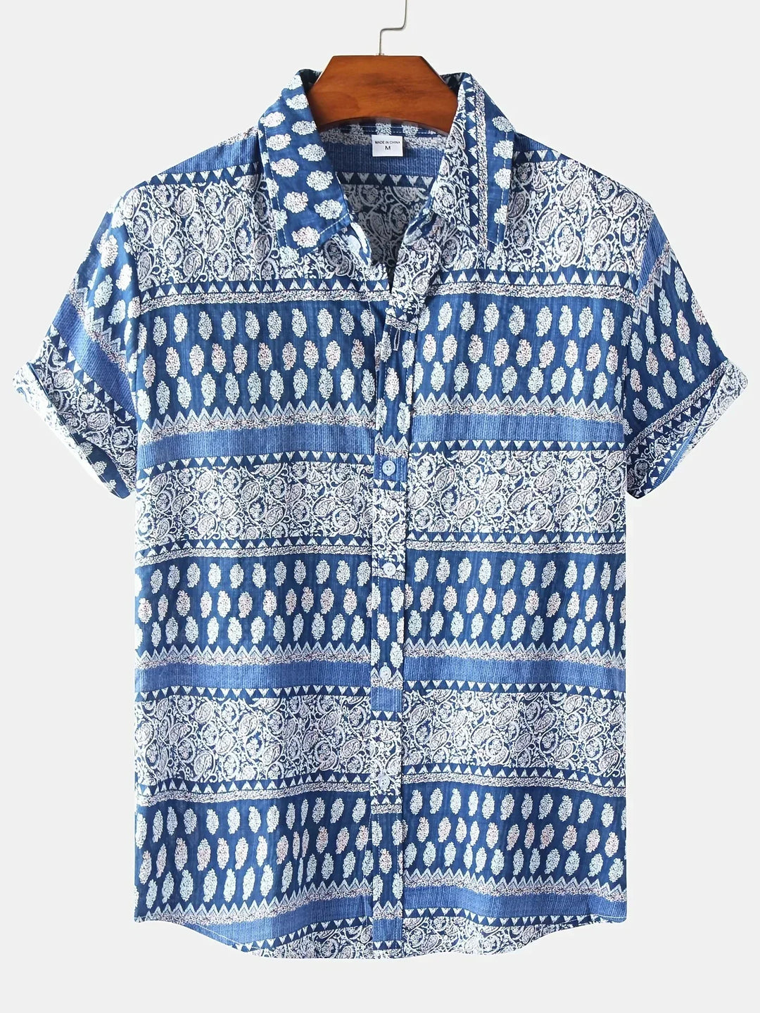 Herren Sommer Hawaii-Hemd mit einzigartigem tropischen Blumendruck, ideal als Strandmode und Freizeitkleidung.