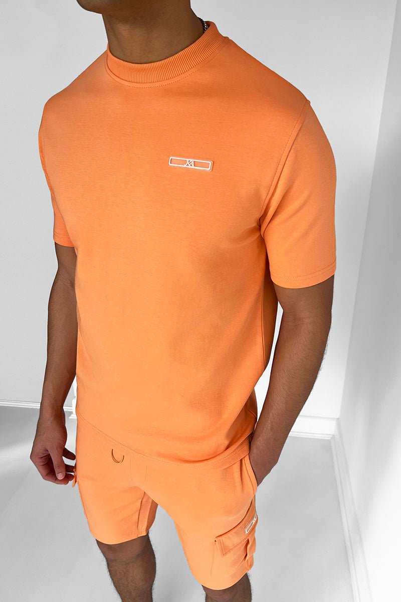 Modernes Herren Sommer Set: T-Shirt & Shorts in 5 Farben, bequem und vielseitig.