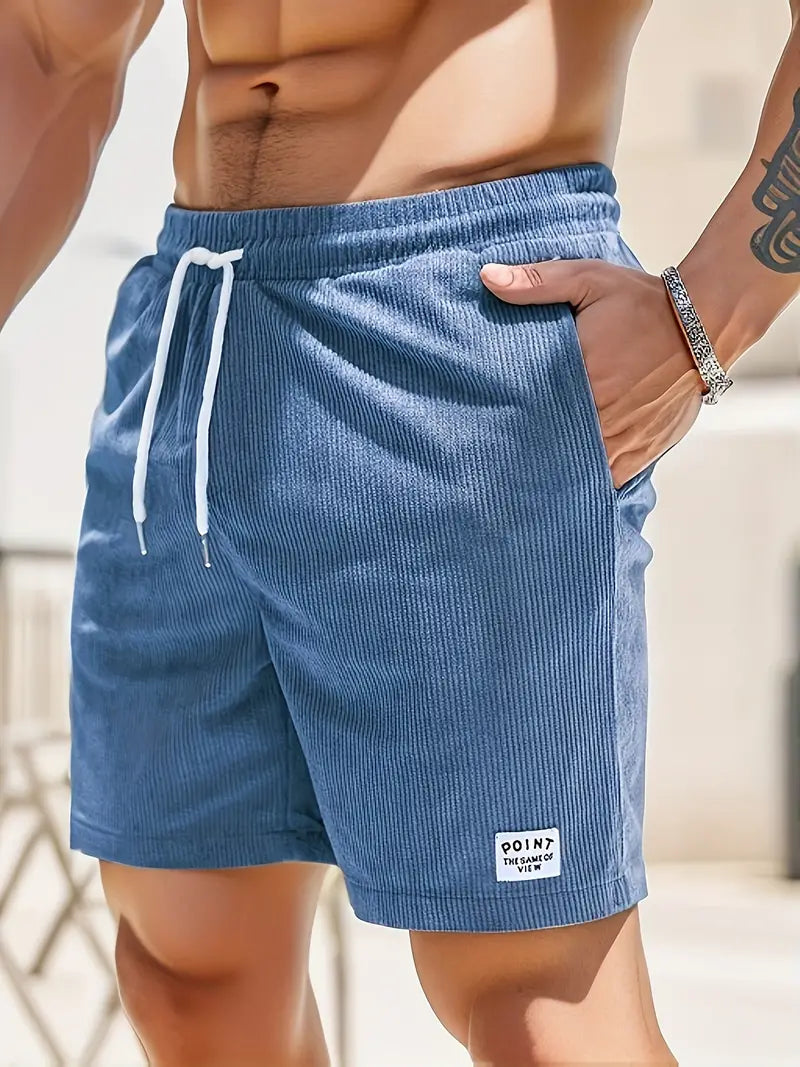 Praktische Herren Bermuda Shorts, atmungsaktiv und ideal für sommerliche Aktivitäten.
