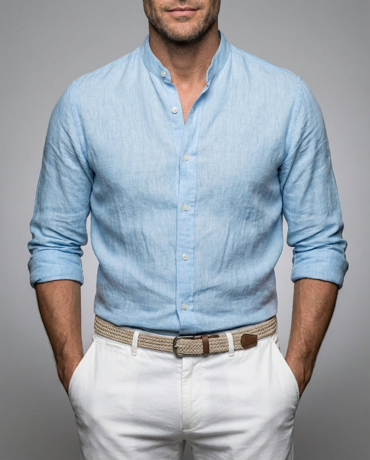 Herren Sommerhemd mit lockerem Schnitt und V-Ausschnitt für entspannte Casual-Looks im Urlaub.