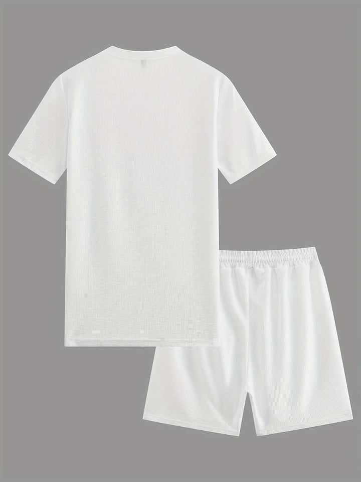 Stylischer Herren Casual-Anzug: Kurzarm-Shirt und Shorts Set für Freizeit.