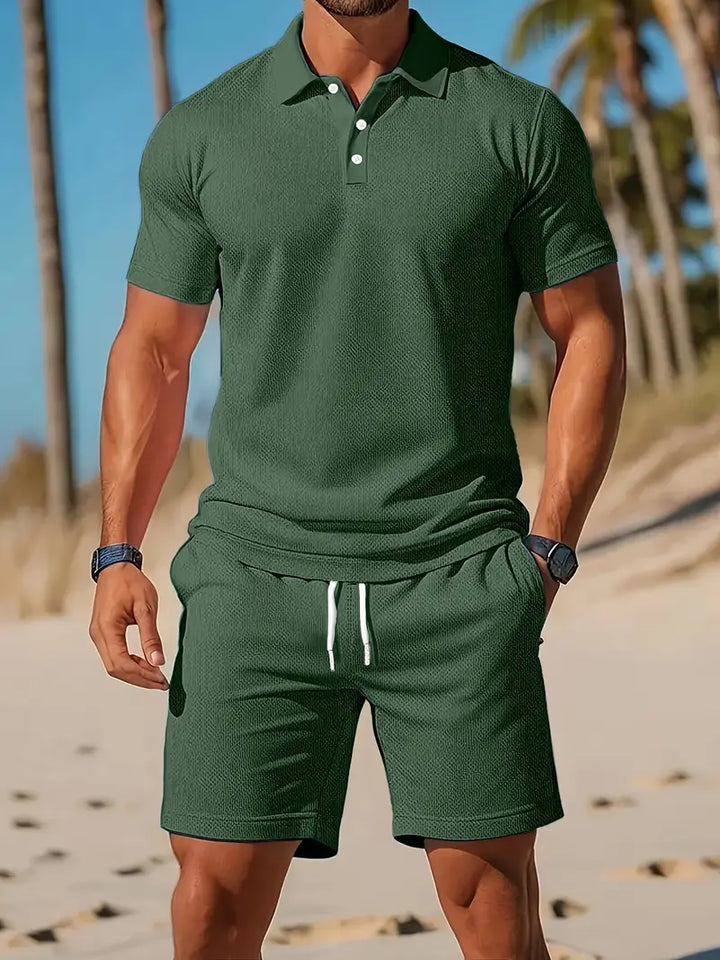 Stylisches Herren-Sportset, atmungsaktiv, für aktive Freizeit & entspannte Tage.