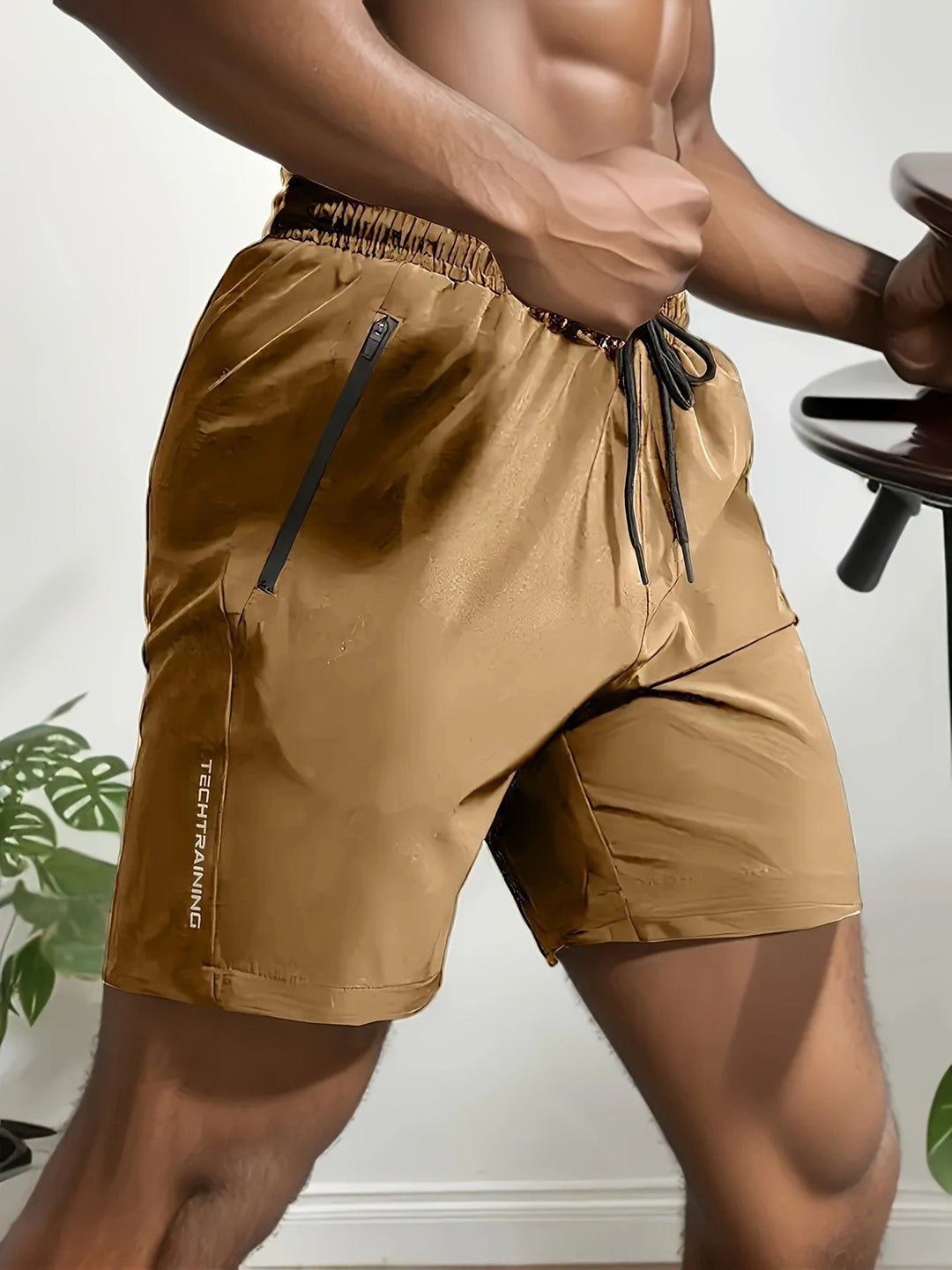 Stylische Herren Workout-Shorts, perfekt für Sport & Freizeit im Frühling. Mit Reißverschlusstaschen.