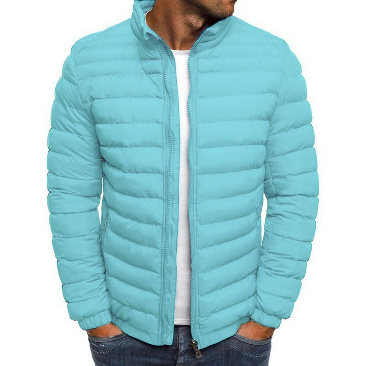 Warme Herren Luxus Steppjacke, ideal für den Winter, bietet Wärme und einen urbanen Mode-Look.