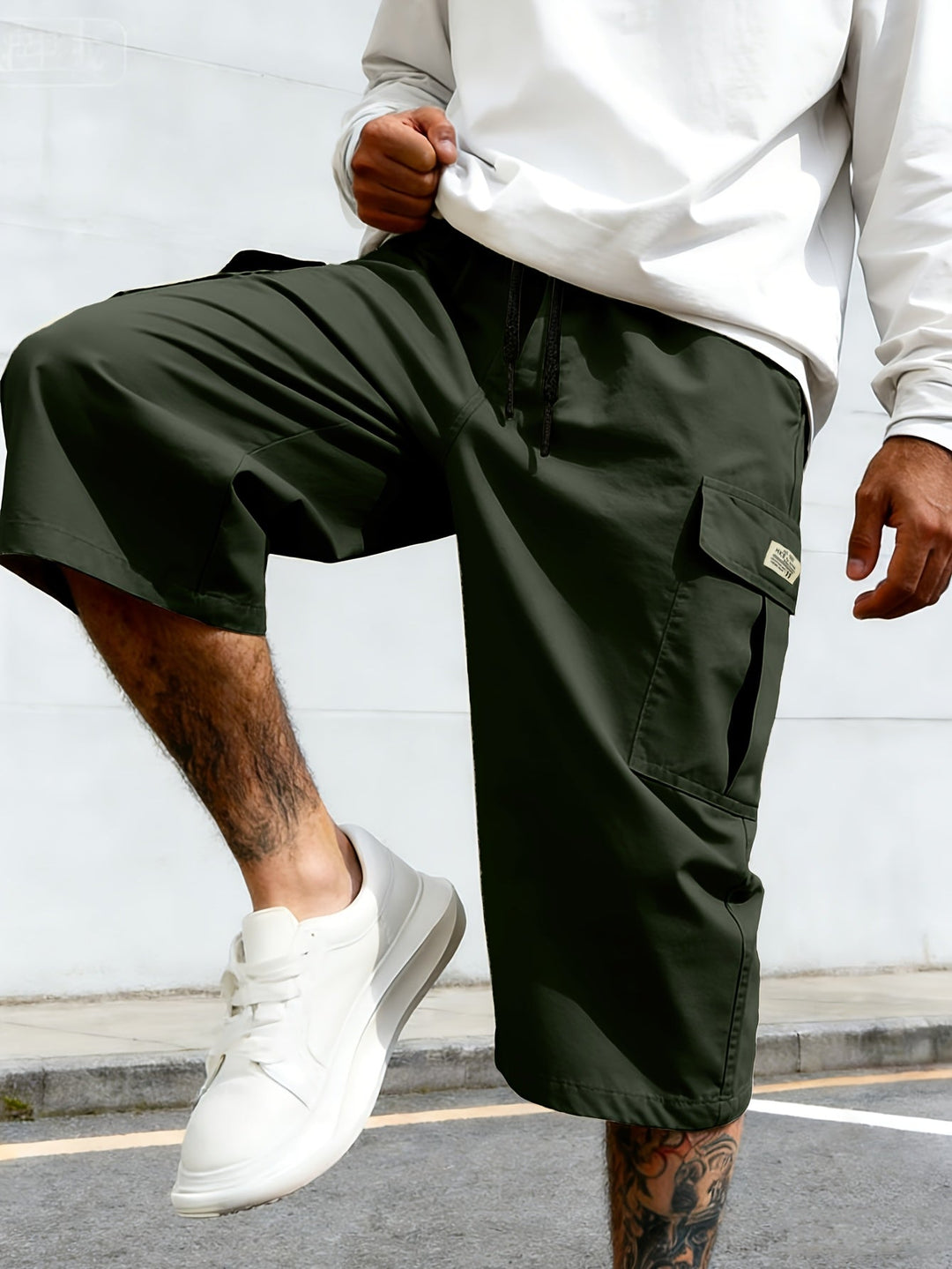 Robuste Herren Streetwear Cargo Shorts, vielseitig für einen authentischen Urban-Look.