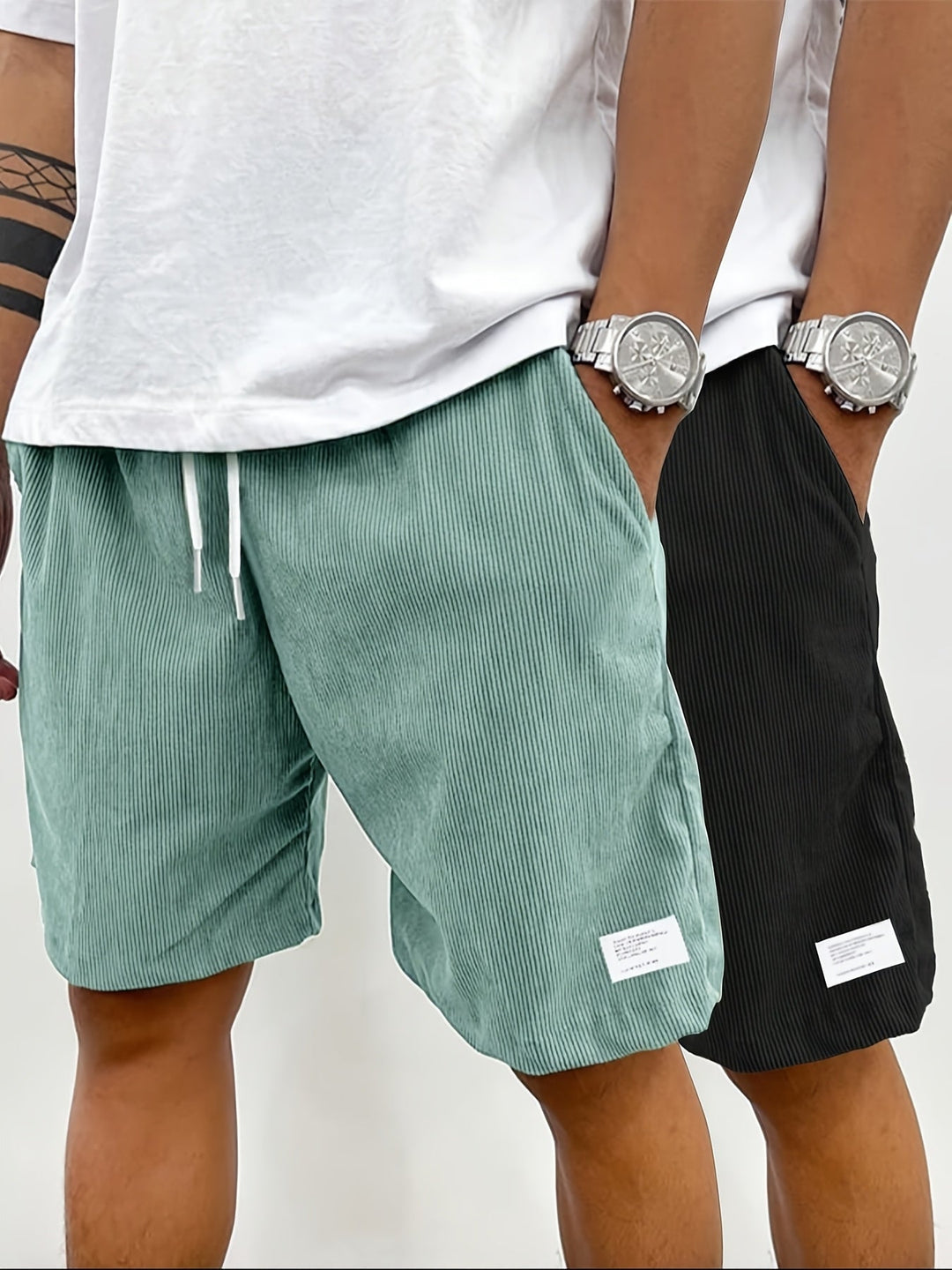 Detailansicht: Elastischer Bund und Kordelzug der Herren Freizeit Shorts, hoher Tragekomfort.