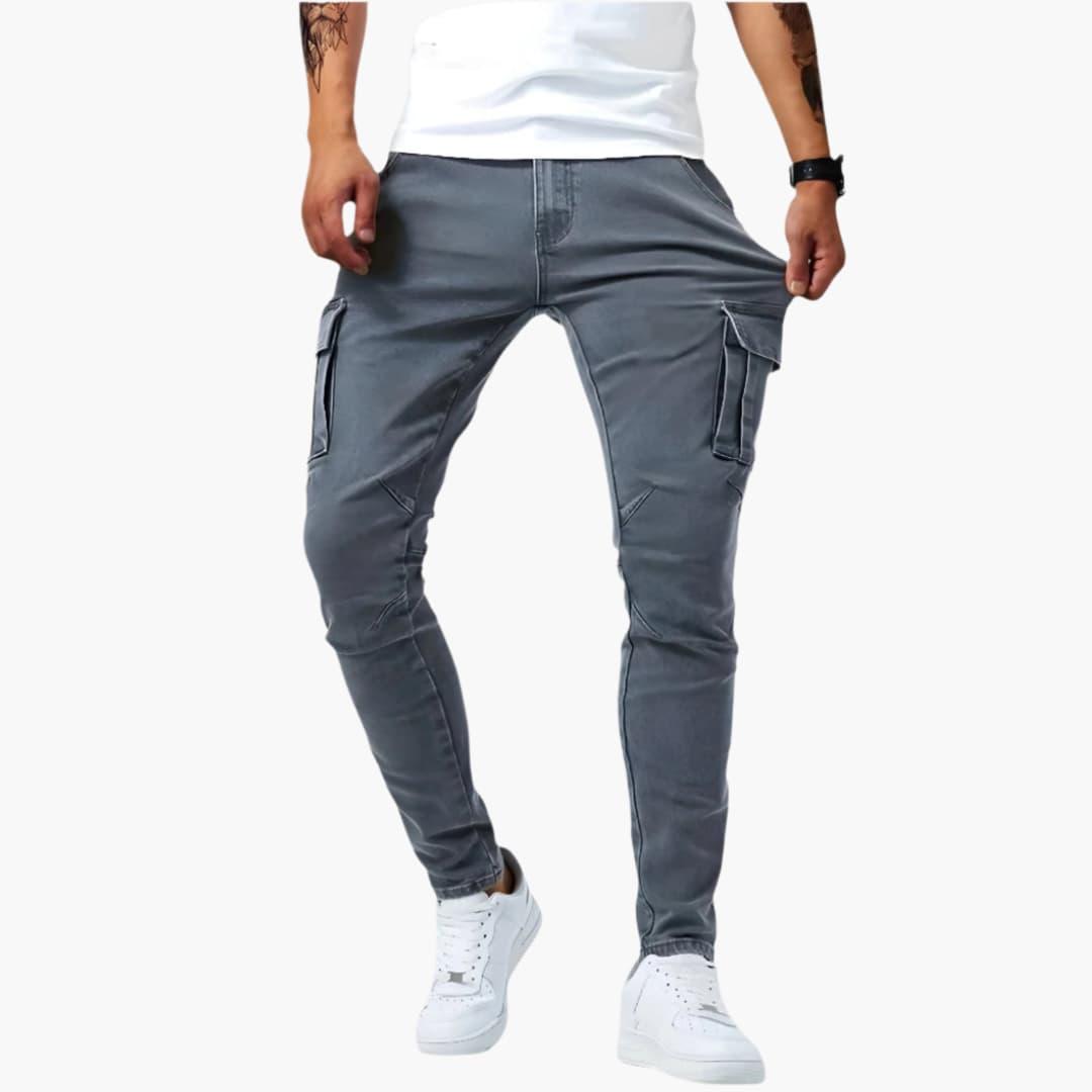 Herren Stretch Cargo-Hose für aktive Männer im urbanen Stil mit praktischen Taschen. Bequem & strapazierfähig.
