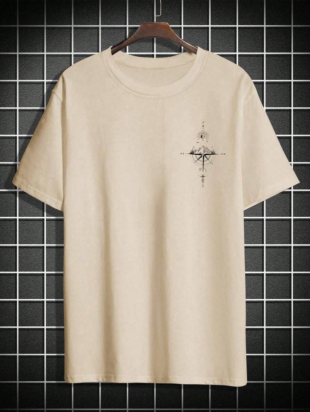 Kurzarm Herren T-Shirt mit "Gipfelblick" Bergmotiv, ideal für Casual Style und Sommer-Outdoor.