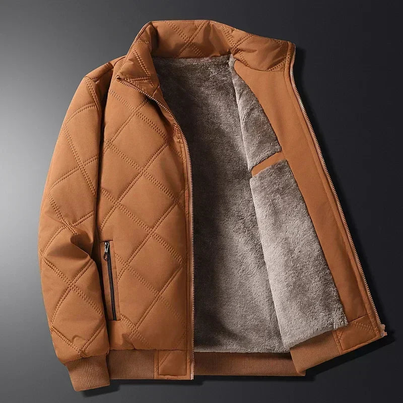 Klassische Herren Übergangsjacke in Braun, stilvoll & komfortabel, ideal für Frühling und Herbst. Vielseitige Freizeitjacke.