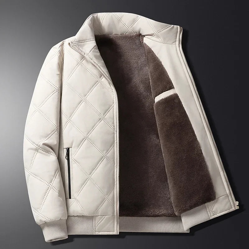 Grüne Herren Übergangsjacke, stilvolle Freizeitjacke für Frühling und Herbst. Bequemer und klassischer Begleiter.