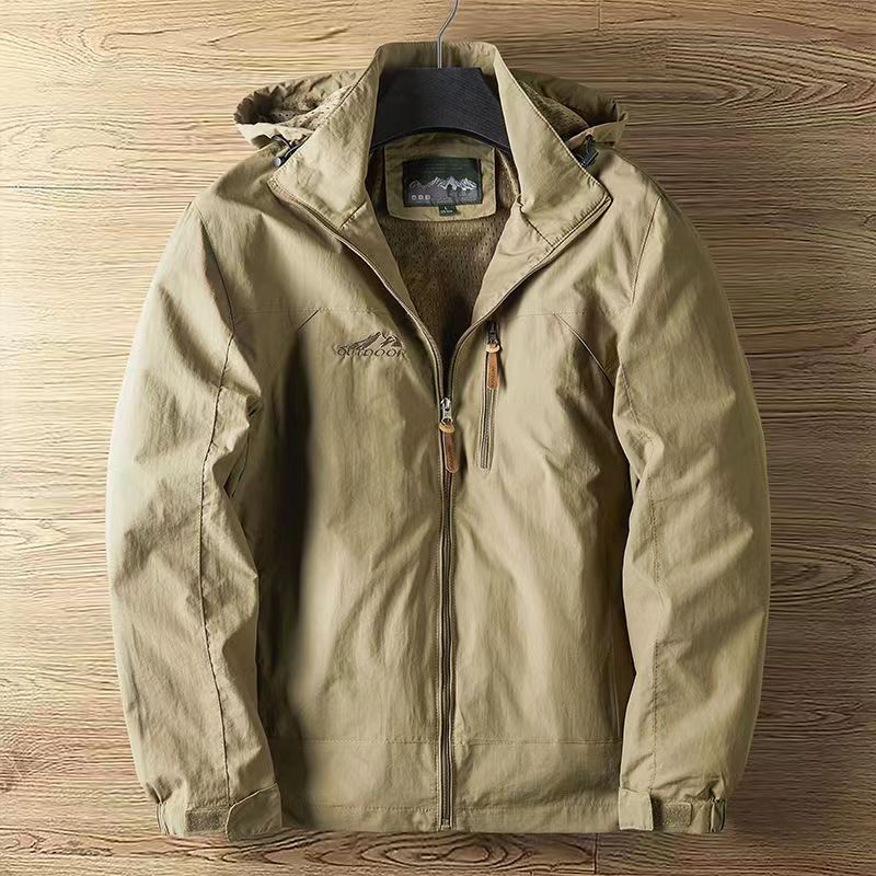 Herren wasserabweisende Herbstjacke mit Kapuze, ideal für kühle Tage & Übergang. Stilvoll & bequem.