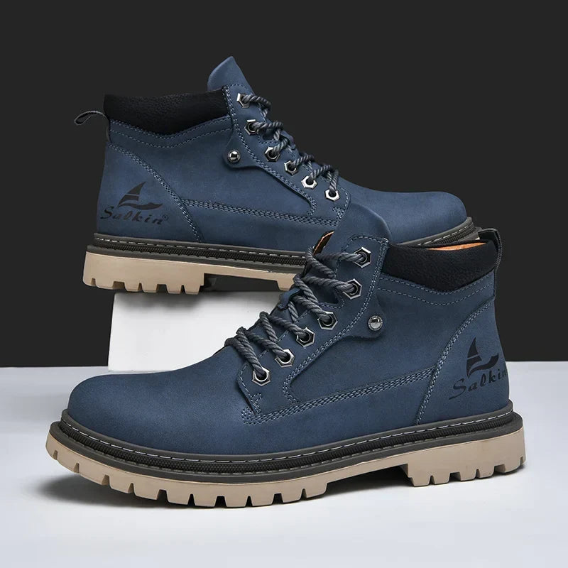 Langlebige Herren Winter-Schnürstiefel mit exzellentem Profil für sicheren Halt im Winter.