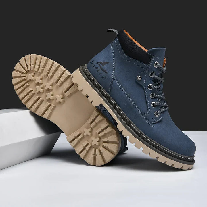 Warme Herren Winter-Boots zum Schnüren, mit dicker, rutschfester Profilsohle & wetterfestem Design.