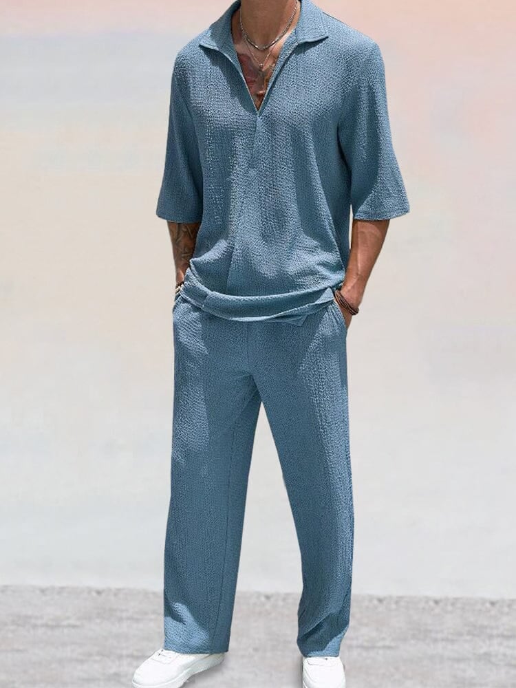 Komfortabler Herren Zweiteiler mit Poloshirt & Freizeithose, ideal für Freizeit, Strand und stilvolle Sommerabende.