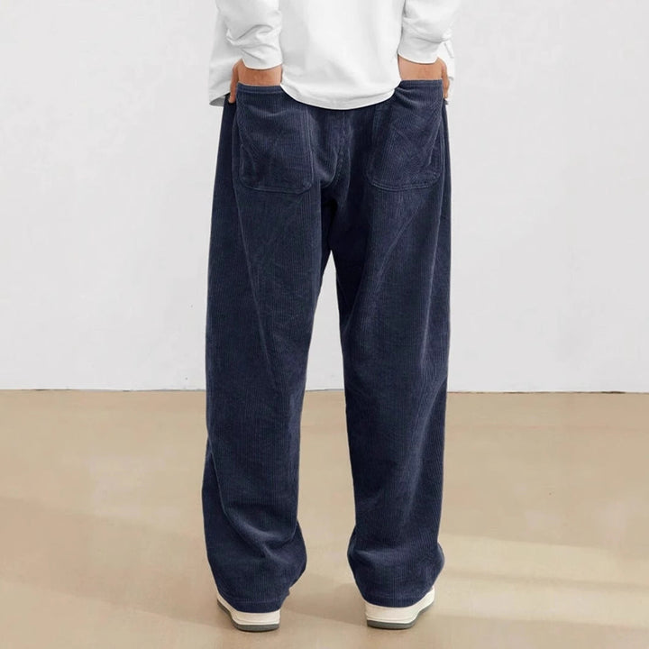 Baggy Herrenhose für Herbst & Winter, weites Bein, Kordelzug, lässige und moderne Streetwear.