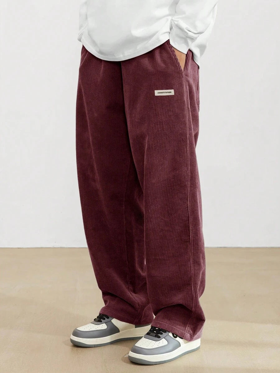 Baggy Streetwear-Hose für Herren, weites Bein, lockerer Schnitt, urbaner Look für Herbst & Winter.