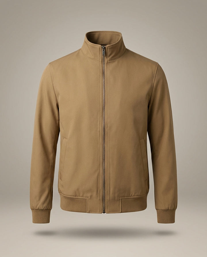 Atmungsaktive Herren Übergangsjacke mit Stehkragen für optimale Belüftung in Frühling/Sommer.