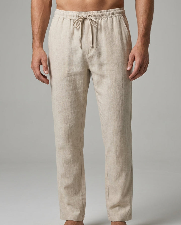 Schwarze Herren Freizeithose mit elastischem Bund, locker geschnitten für Frühling & Sommer. Bequem & stylisch.