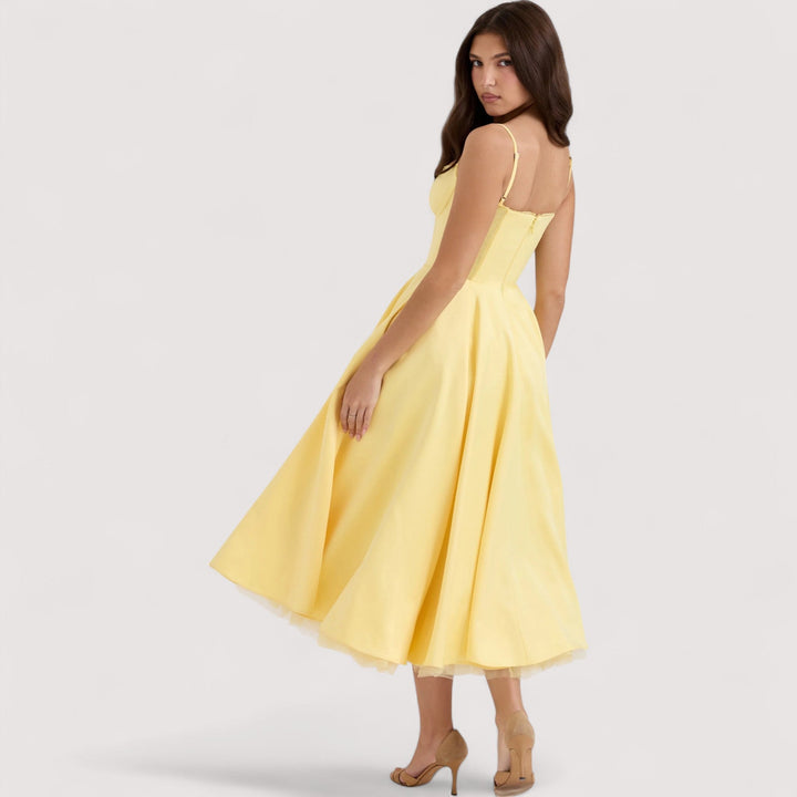 Chices Damen Partykleid; moderner Schnitt, figurschmeichelnd; ideal für Sommernächte.