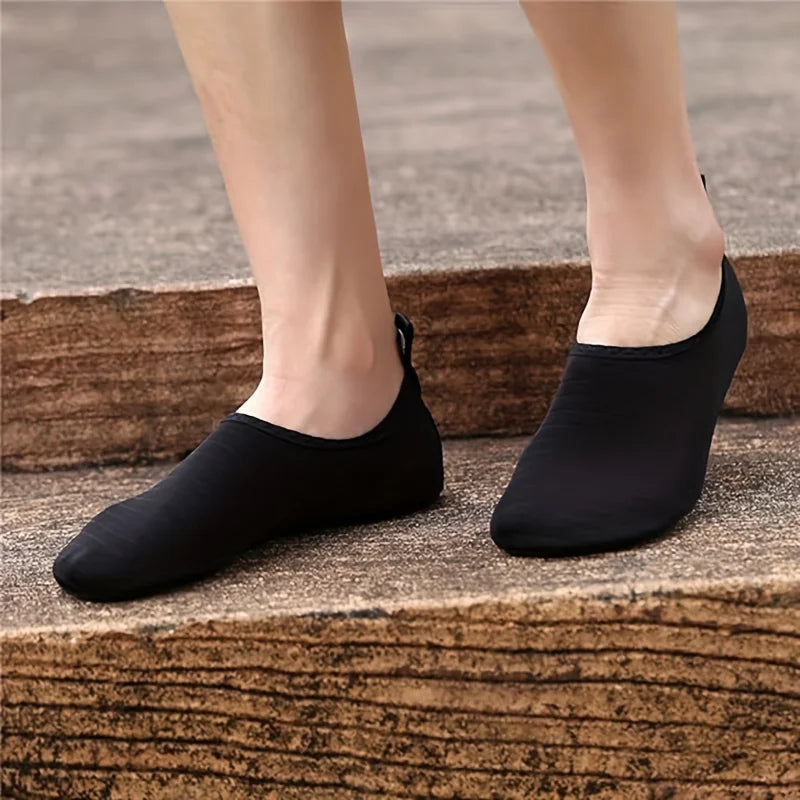 Unisex schnelltrocknende Wasserschuhe, leicht und flexibel, ideal für Strand & Outdoor-Abenteuer.
