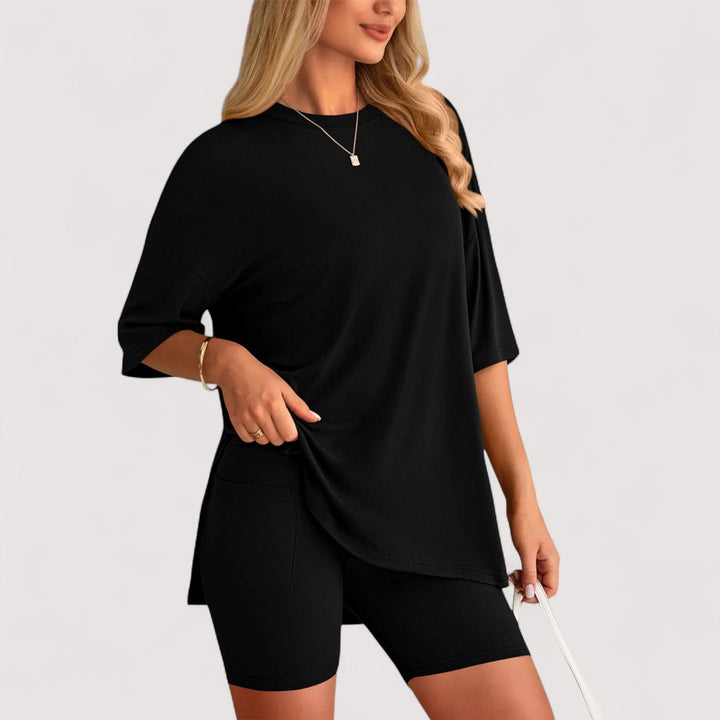 Damenmode Sommer Set: Lockeres T-Shirt und High-Waist Shorts, angenehm auf der Haut.