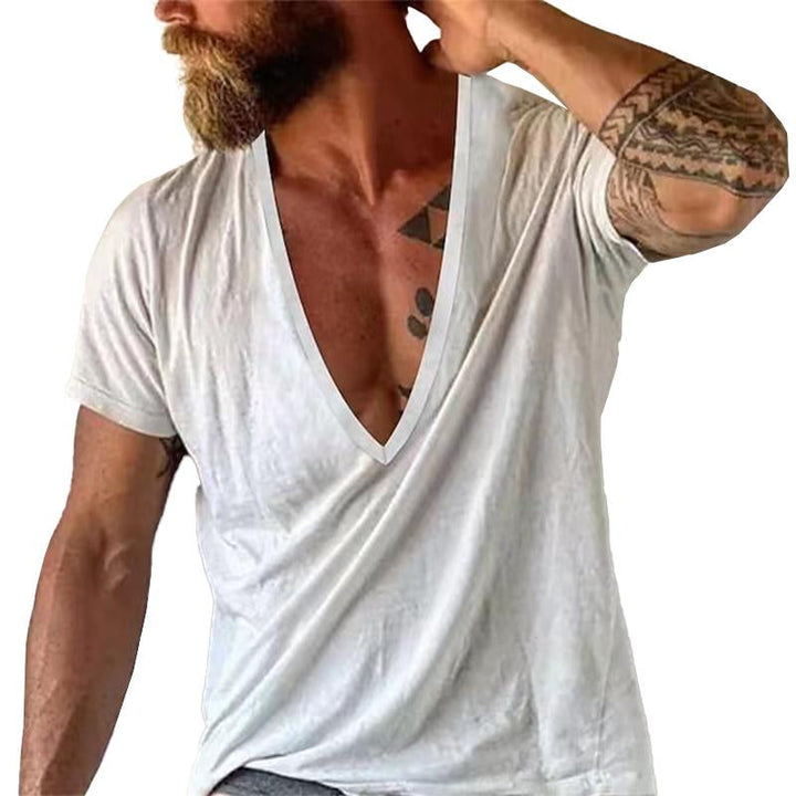 Herren T-Shirt mit tiefem V-Ausschnitt & Kurzarm. Moderner, bequemer Casual-Look für Freizeit & Sommer.