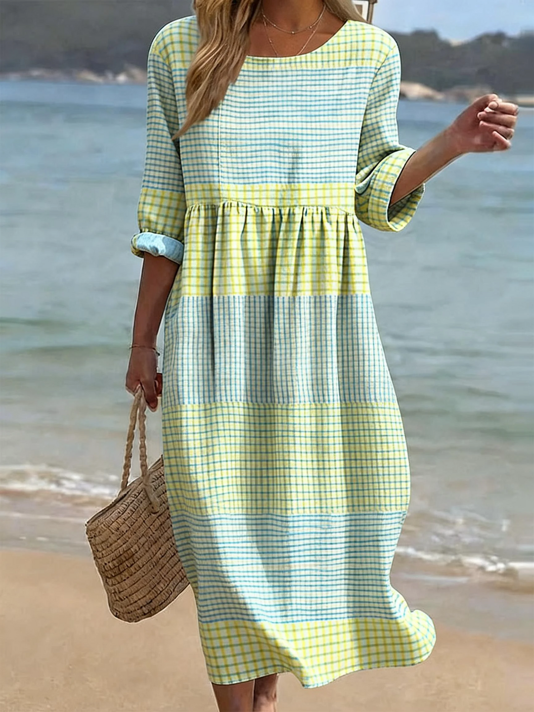 Kariertes Damen Freizeitkleid mit Rundhalsausschnitt und Halbarme, bequem & lässig für Sommer, auch in großen Größen.