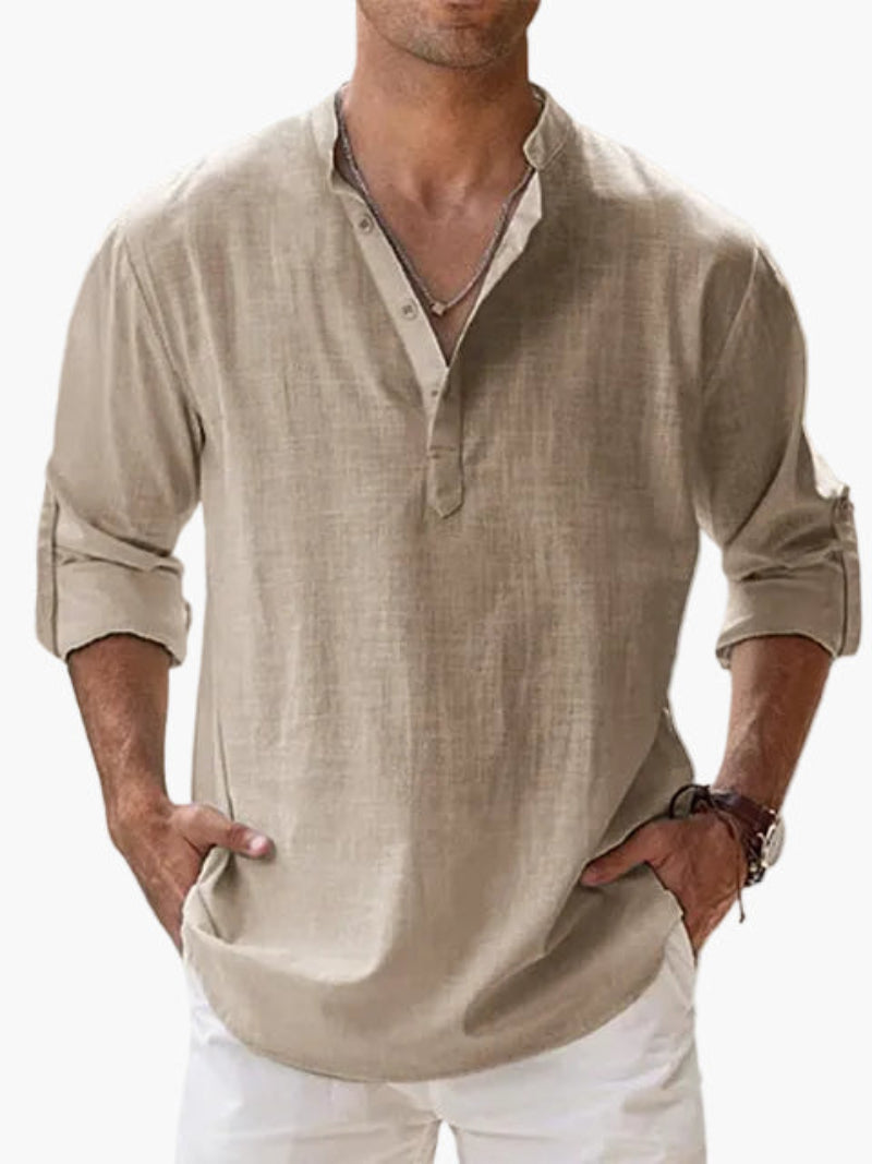 Vorderansicht: Modernes Herren Freizeithemd mit Henley-Knopfleiste & hochgekrempelten Ärmeln für Casual-Looks.