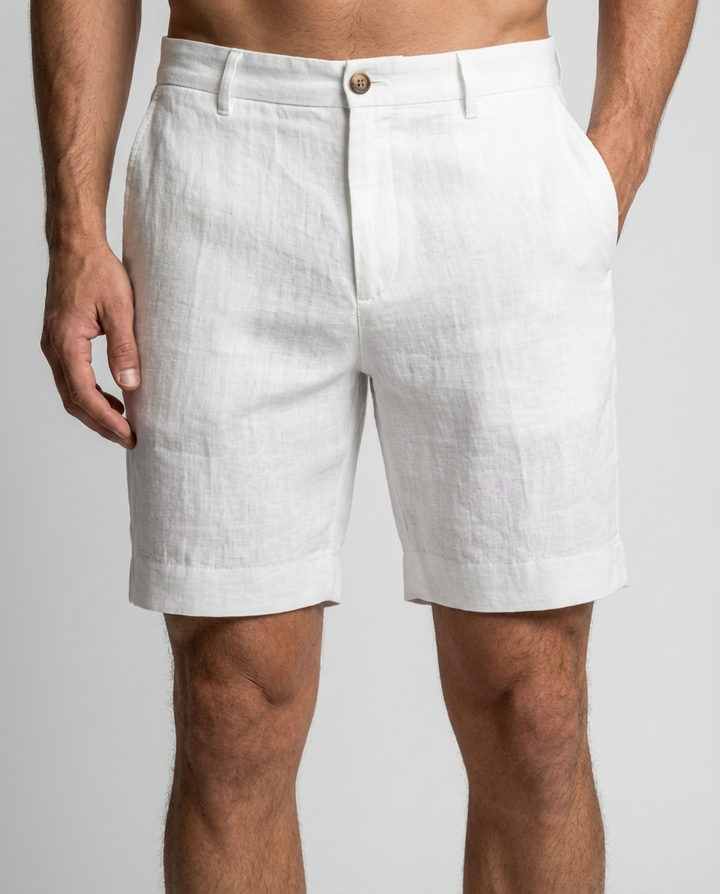 Klassische Herren Chino Shorts, perfekt für zeitlosen Stil & sommerlichen Komfort in der Freizeit.