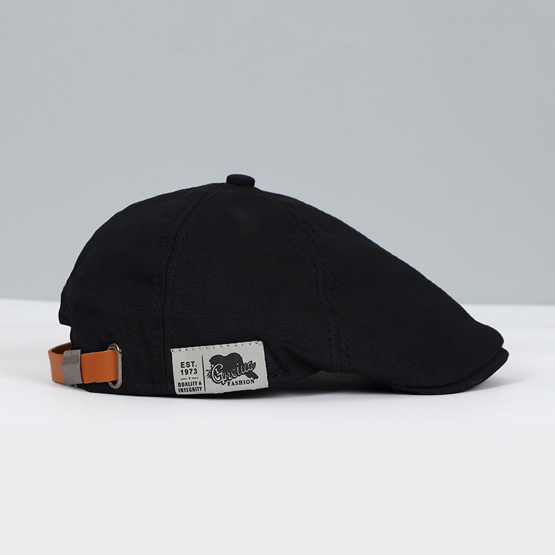 Klassische Herren Schiebermütze im eleganten Vintage Stil. Bequeme Flatcap, ideal als Kopfbedeckung für Freizeit & Alltag.