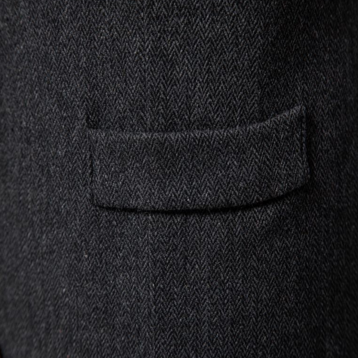 Slim-Fit Herren Anzugweste in klassischem Design, ideal für Business-Meetings.