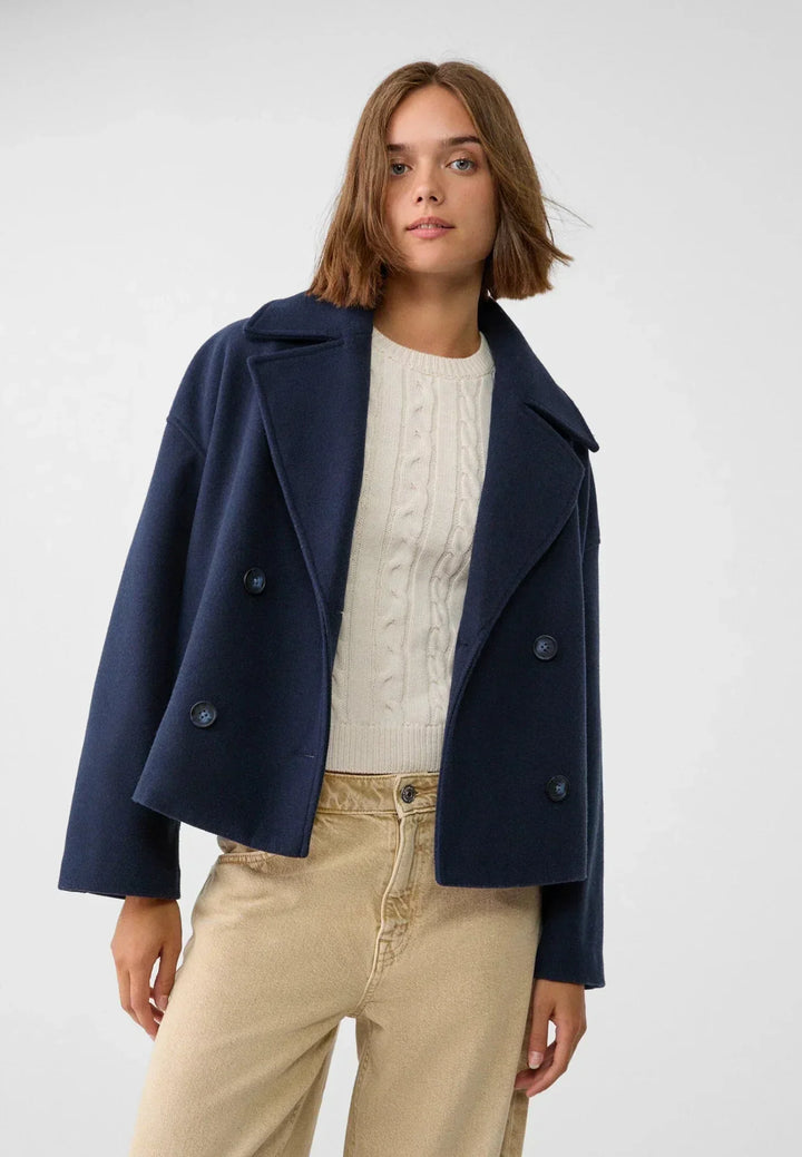 Bequeme und elegante kurze Damenjacke, die sowohl im Büro als auch im Alltag überzeugt.