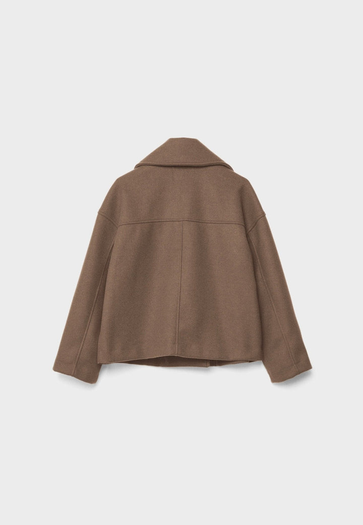 Vielseitige kurze Damenjacke in klassischem Design; ideal für Alltag und Frühling.