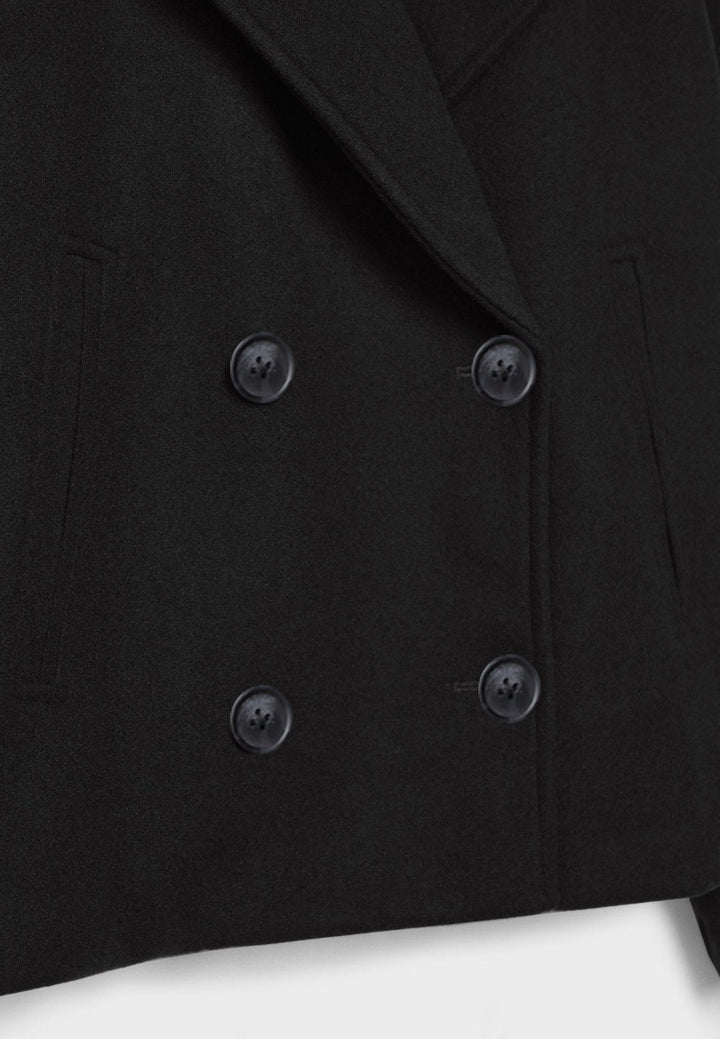 Stilvolle, kurze Damenjacke für vielseitige Herbst-Outfits und bürotaugliche Eleganz.