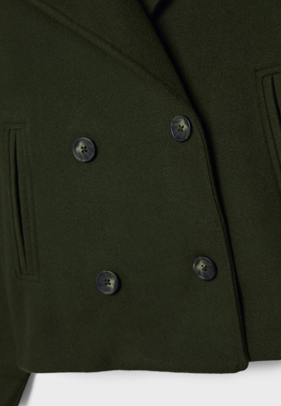 Moderne kurze Damenjacke, klassisch designt, für den eleganten Auftritt im Alltag.