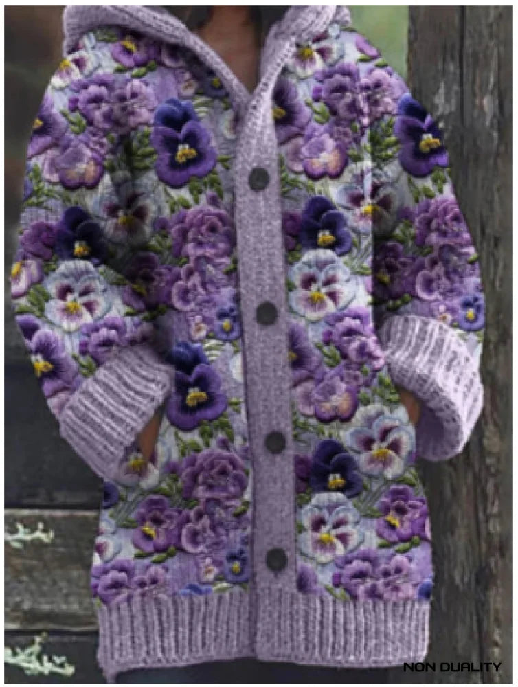 Komfortabler Damen Oversize Strick-Cardigan. Lässige Herbst- & Wintermode für Wärme und Stil.
