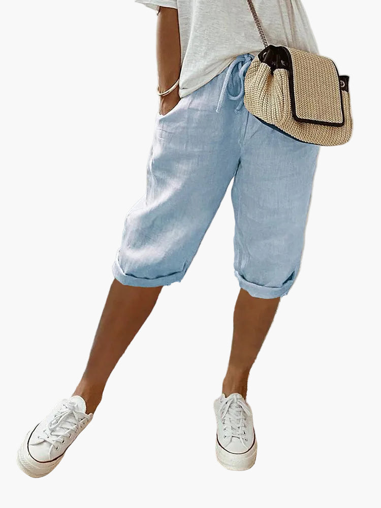Bequeme Damen Sommer-Shorts mit Kordelzug, ideal für Urlaub, Strand und lässige Freizeit-Looks.