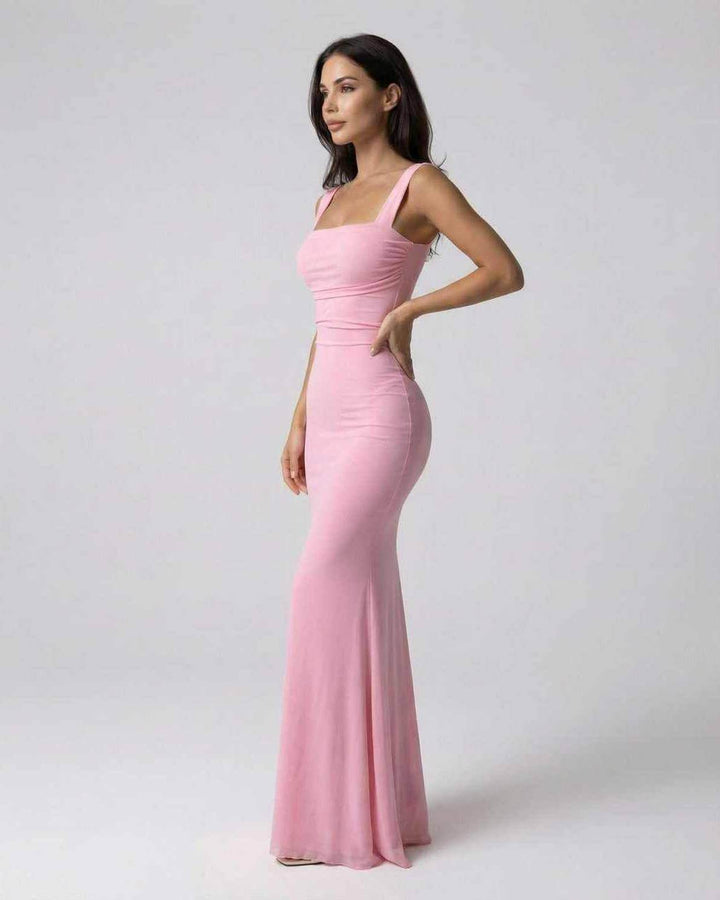 Langes zartrosa Damen Abendkleid, schick & feminin, ideal für festliche Anlässe.
