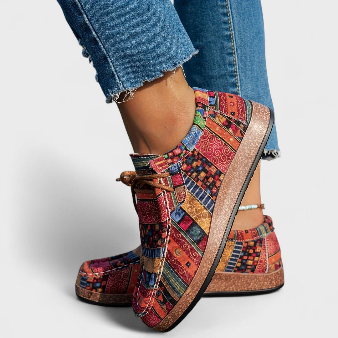 Nahaufnahme Sohle: Orthopädischer Damen Sneaker mit stabiler Dämpfung für maximalen Gehkomfort & Stabilität.