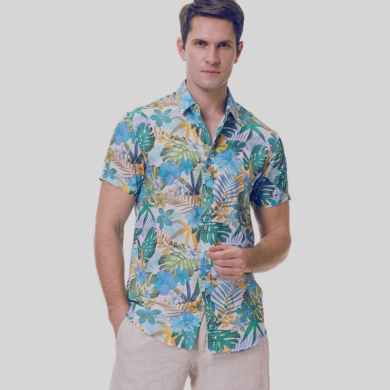 Leichtes, elegantes Herren Sommerhemd, ideal für warme Tage und Freizeitaktivitäten.