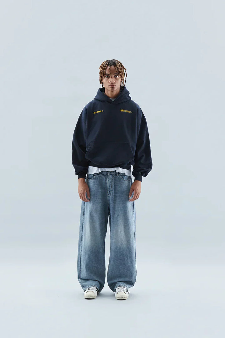 Stylischer Damen-Kapuzenpullover, perfekt für den modernen Urban-Look.