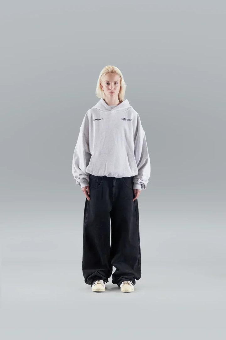 Vielseitiger Damen-Hoodie für alle Jahreszeiten, bequem und stylisch.